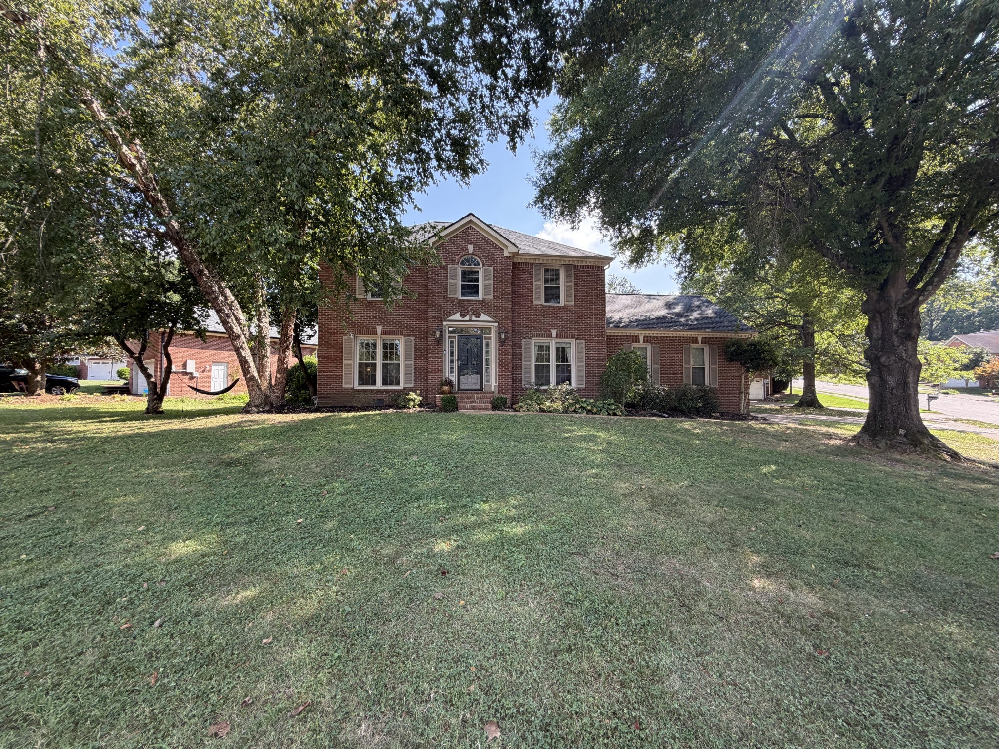 208 Heathersett Dr