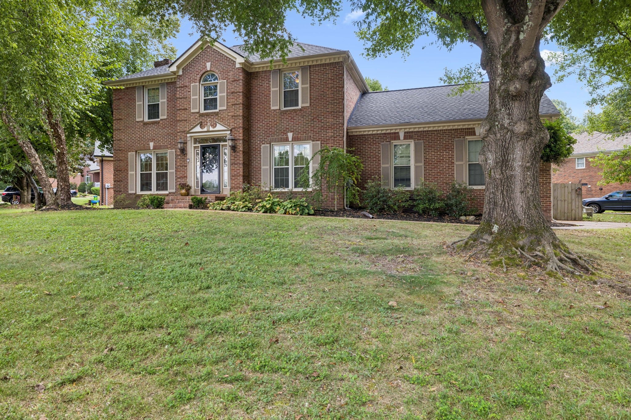 3-bed home at 208 Heathersett Dr, Franklin, sold October 23, 2026