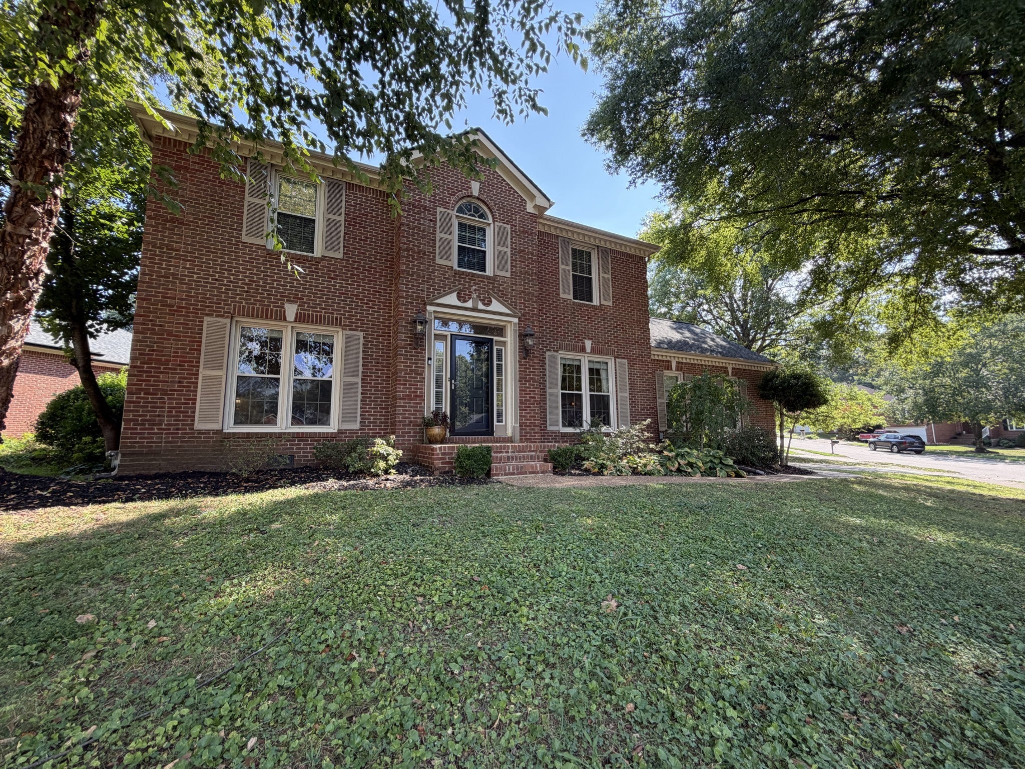 208 Heathersett Dr