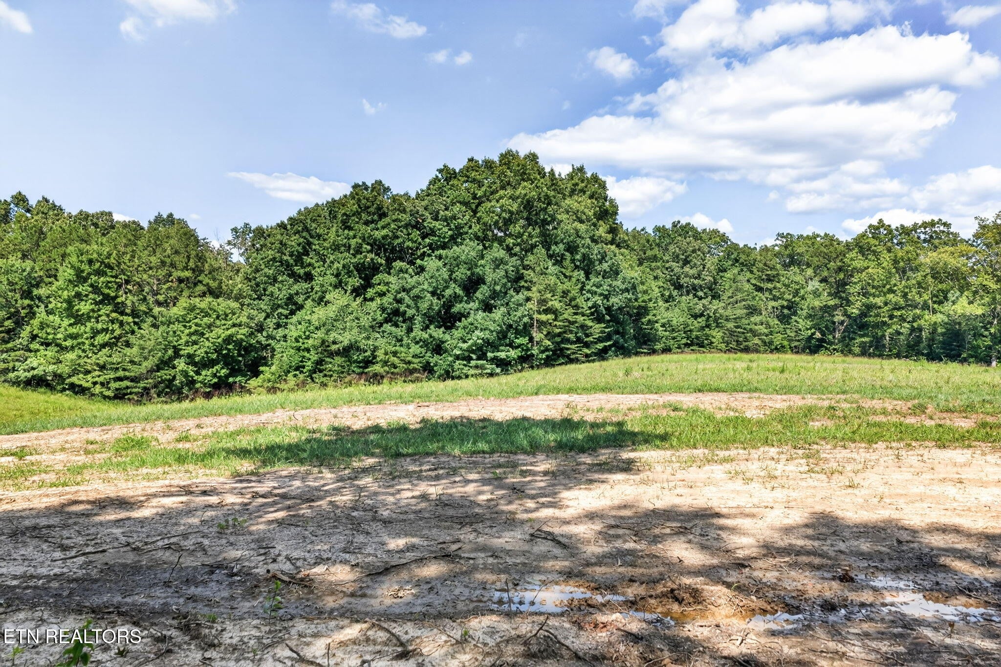 15 Smith Mountain Rd