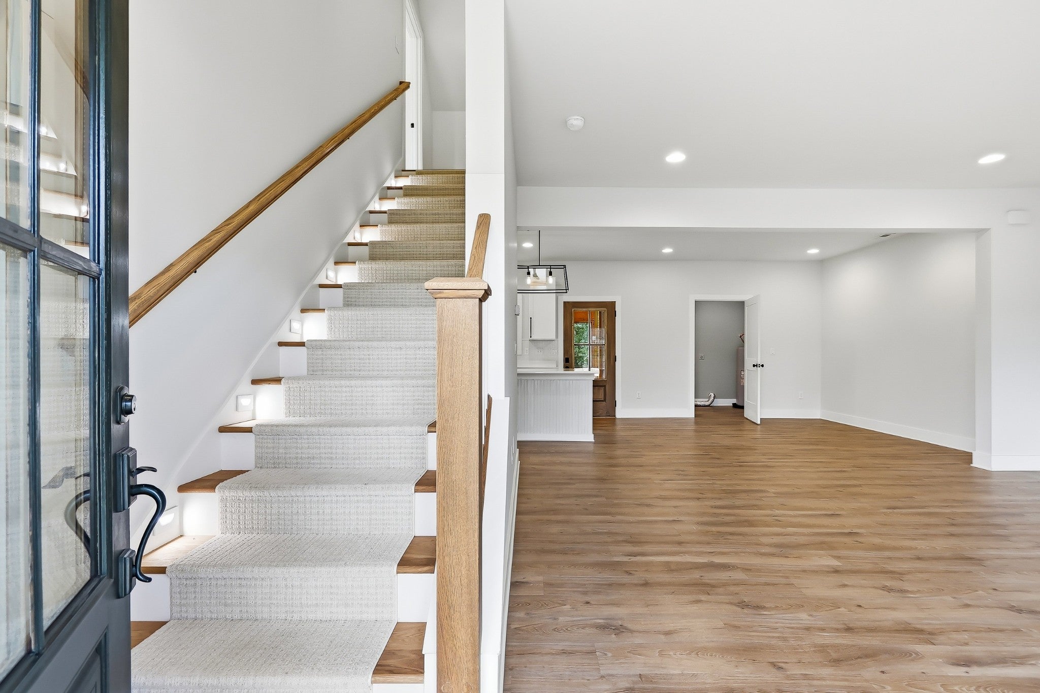 511 Bishop Ln