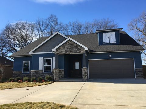 1012 Michaela Cir Clarksville TN 37043