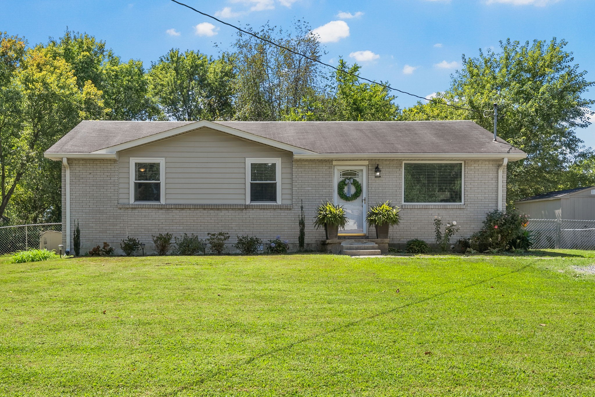 612 Wilkinson Ln