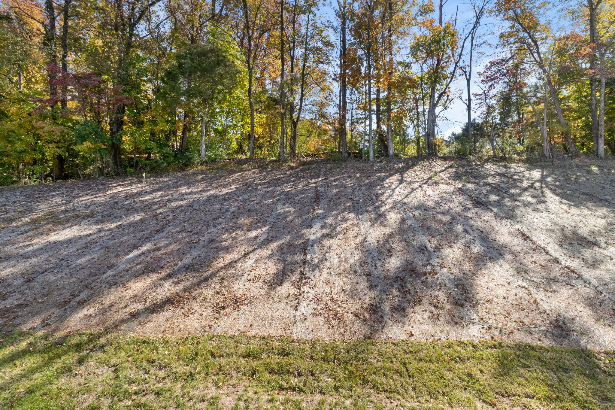 Clarksville, Tennessee 37043, United States, 4 Bedrooms Bedrooms, ,3 BathroomsBathrooms,Residential,Pending,62820