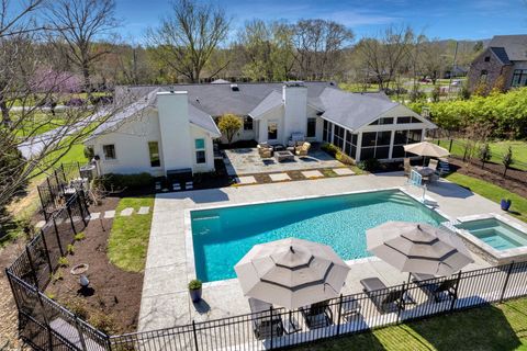Photo of 5216 Williamsburg Rd, Brentwood, TN 37027 (MLS # 2637544)