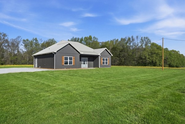 1180 Belfast Farmington Rd