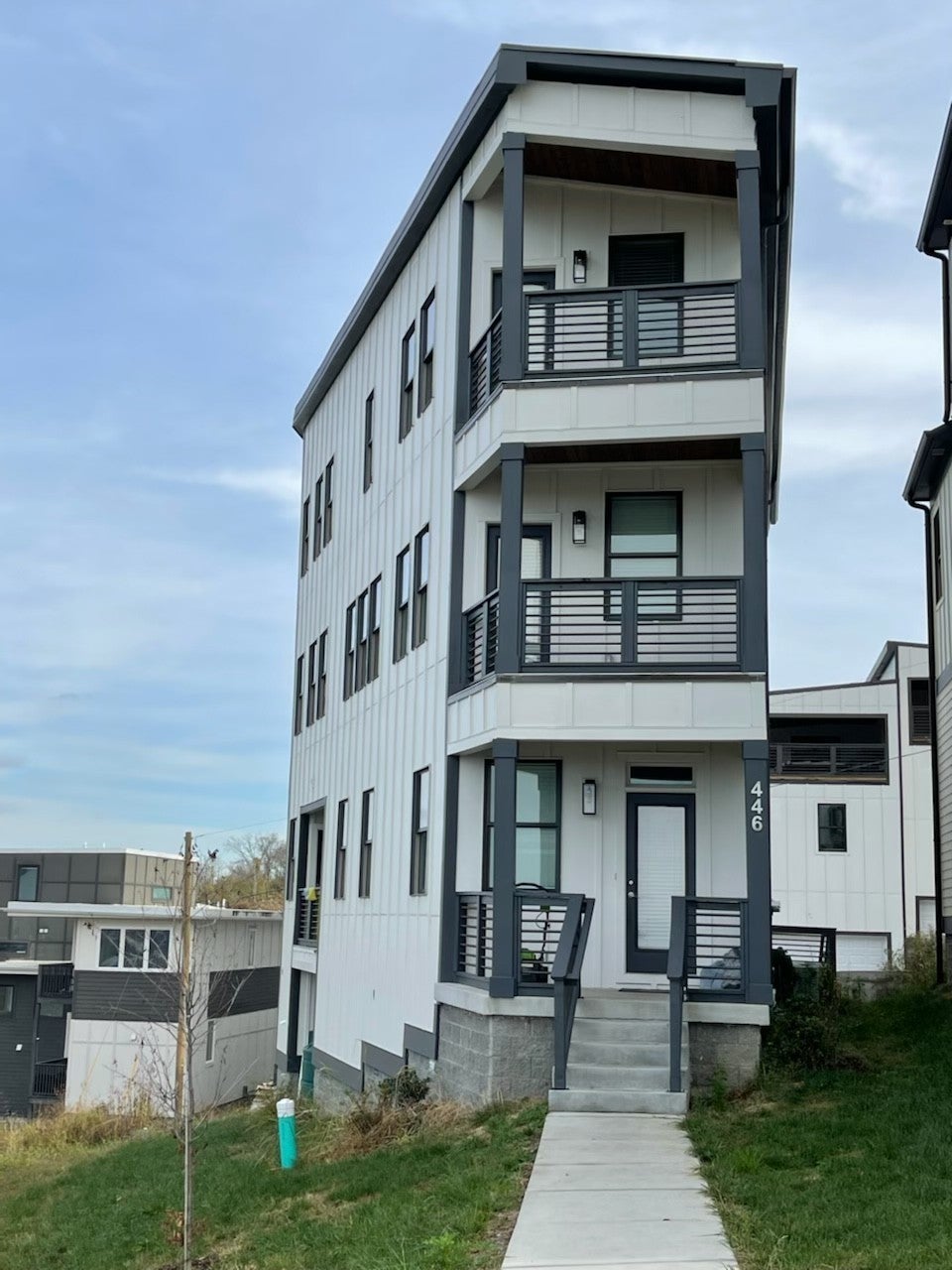 3.0-bed rental at 446 37th Ave N