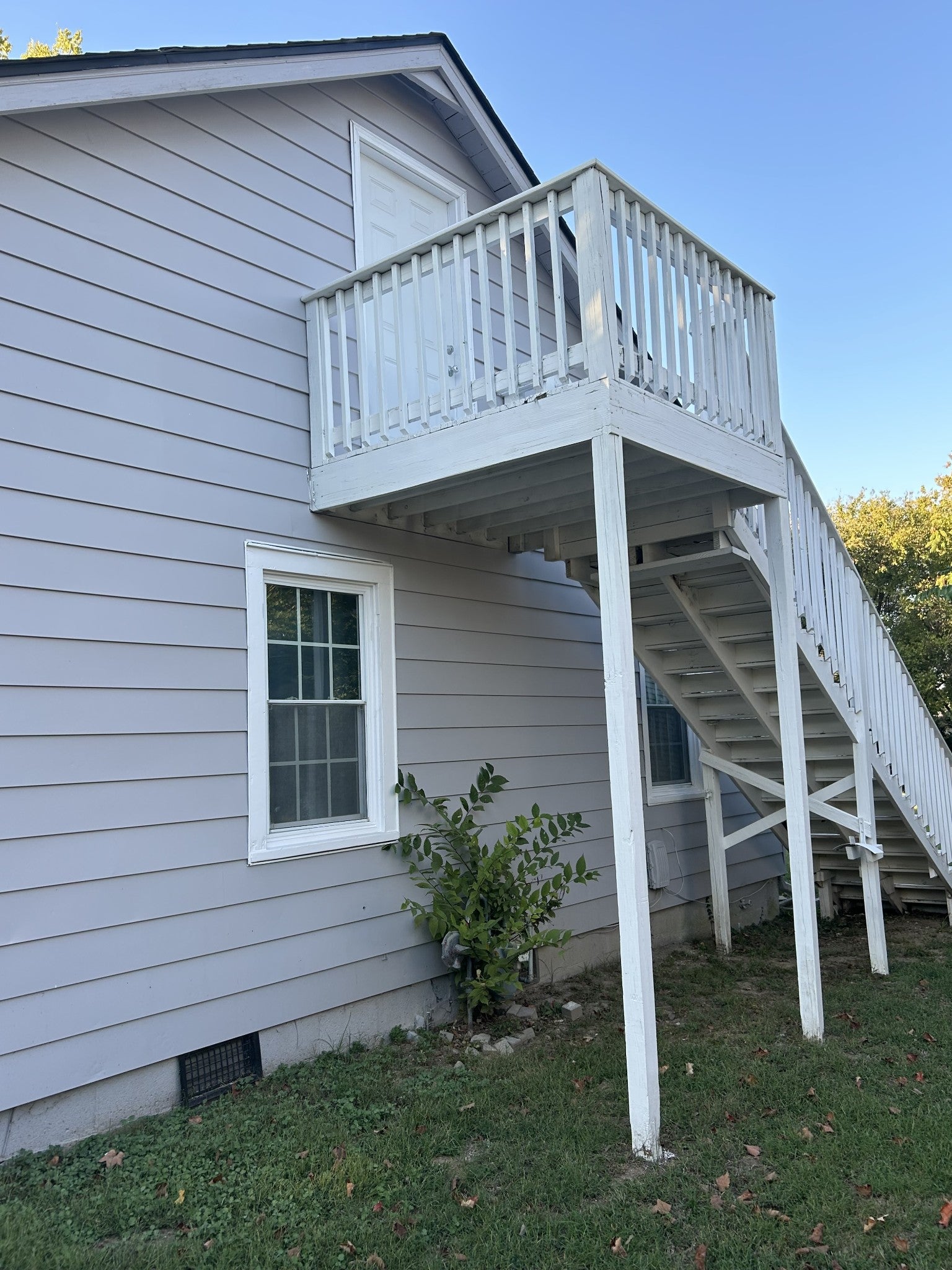 633 Eastview Cir