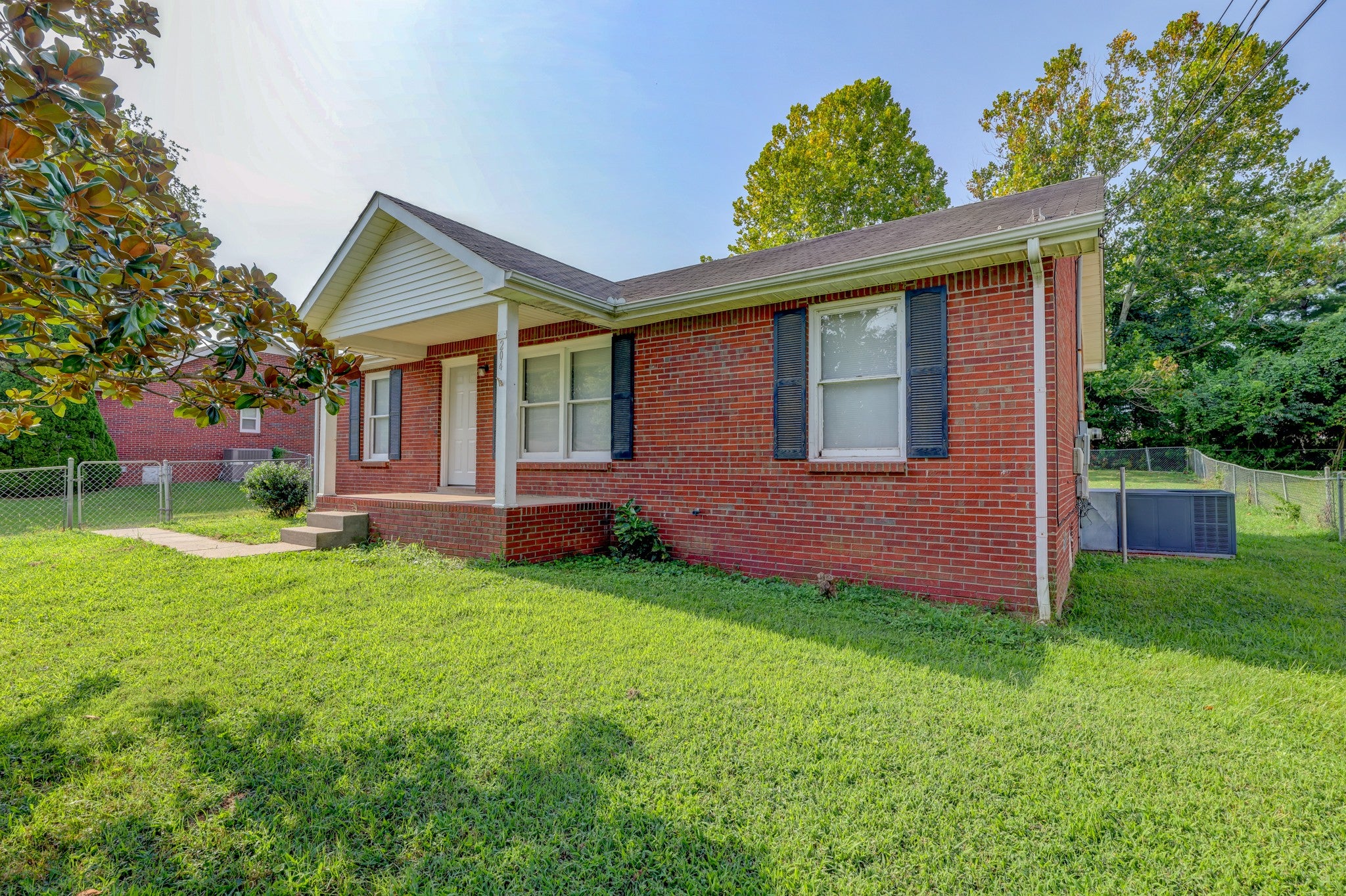 204 Bob White Dr