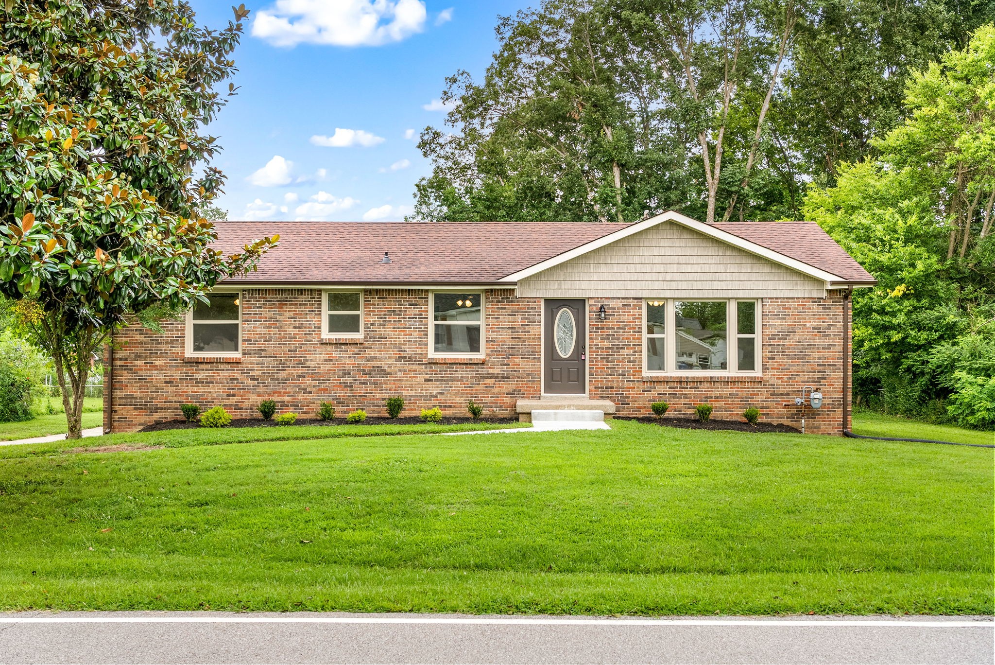 5009 Collinwood Dr
