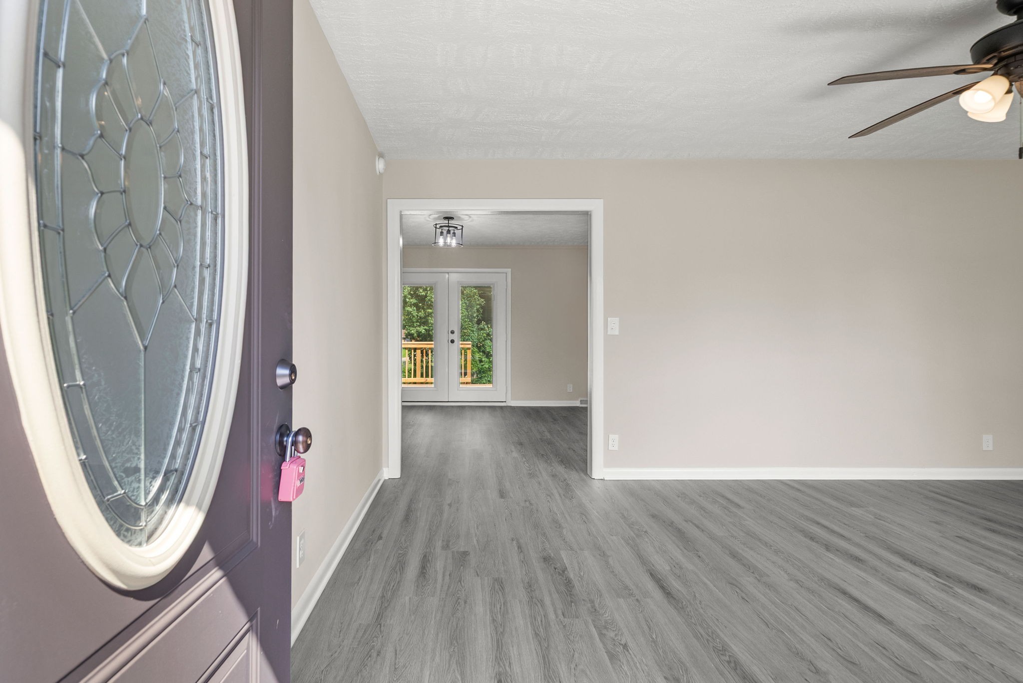 5009 Collinwood Dr