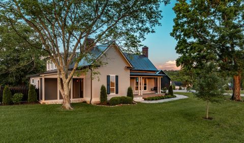 1990 Dr Robinson Rd Spring Hill TN 37174