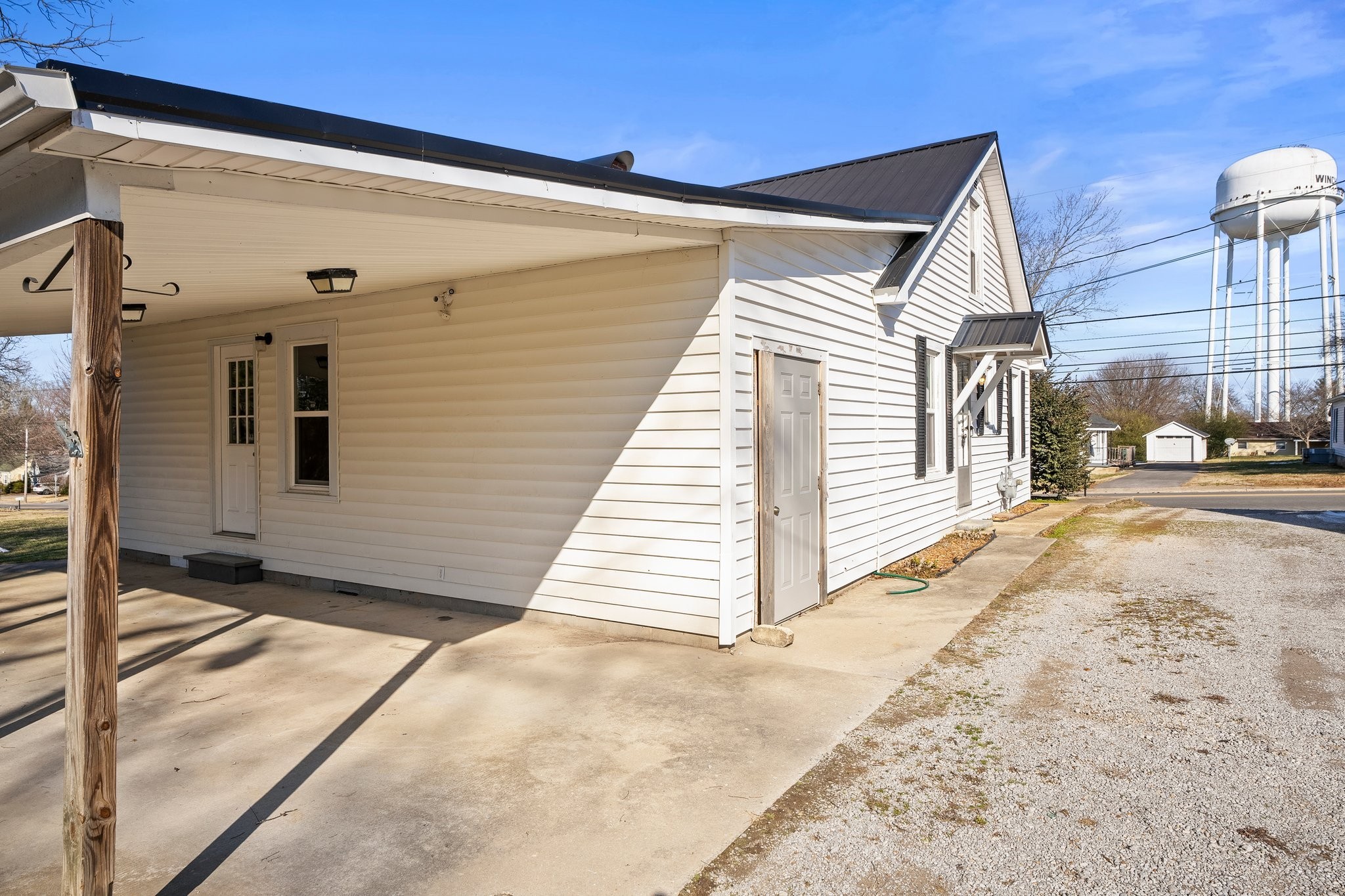 Middle Tennessee Properties 4 715 N High St N