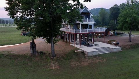 183 Big Buffalo Estates Cir Linden TN 37096