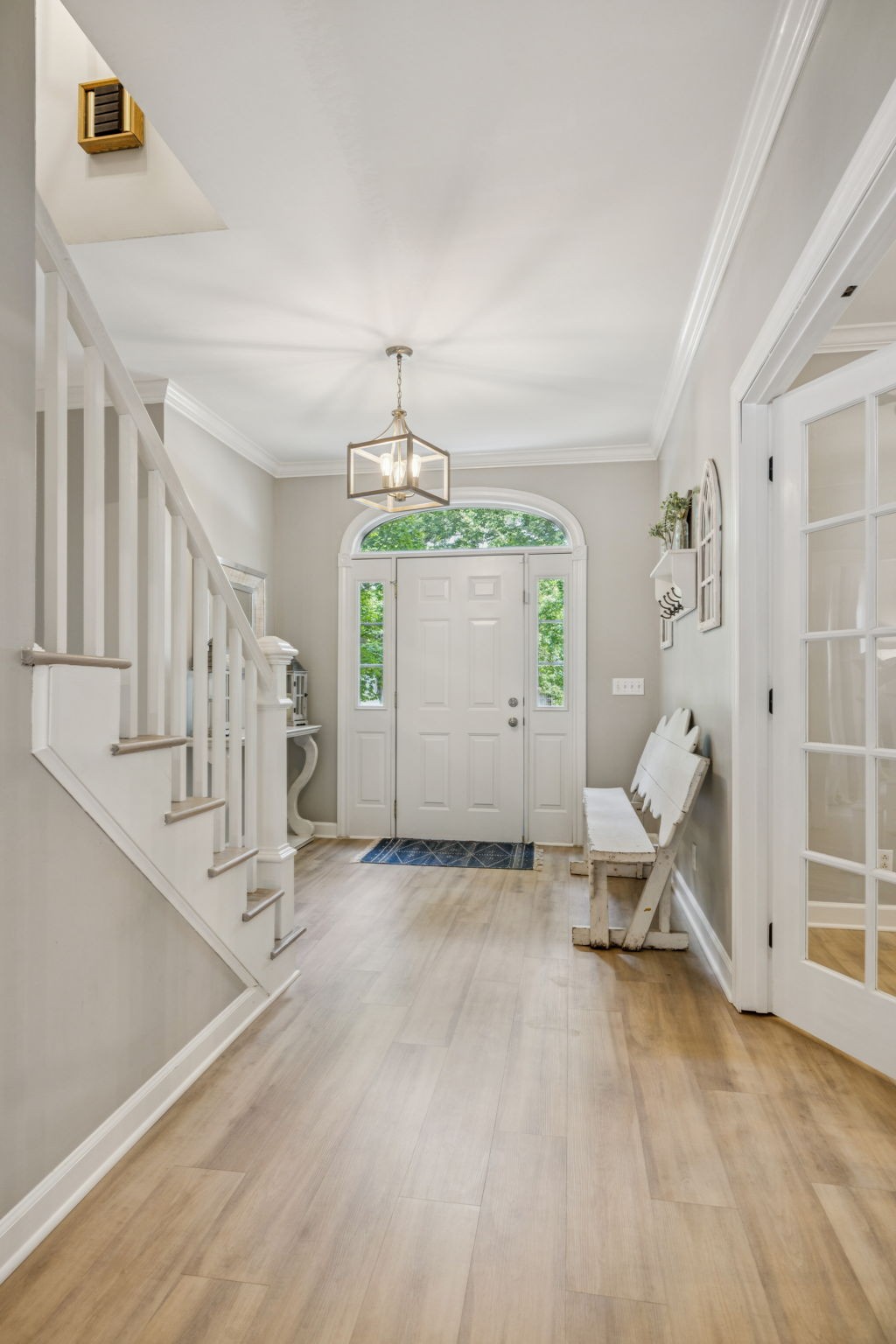 5820 Fireside Dr