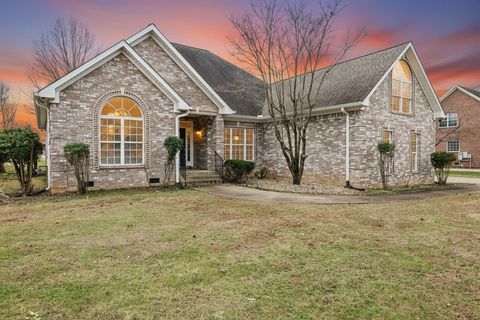 3429 Deerview Dr Murfreesboro TN 37128