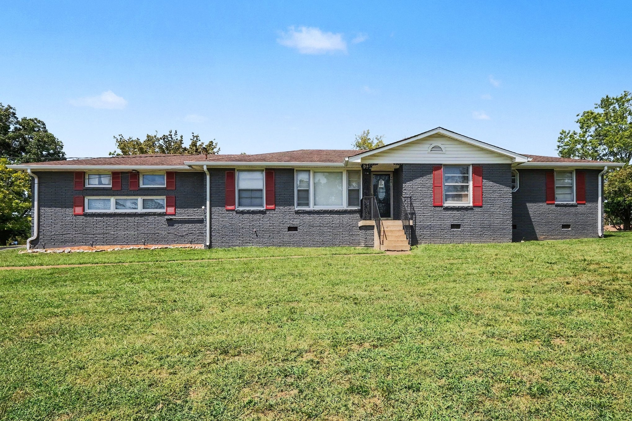 4-bed listing at 4060 Yoest Dr, Nashville