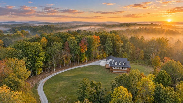 1061 BIG BARTONS CREEK RD, DICKSON, TN 37055 - Image 463172a55e1cc2df8b5dddf9ecc3b86e/1000843955