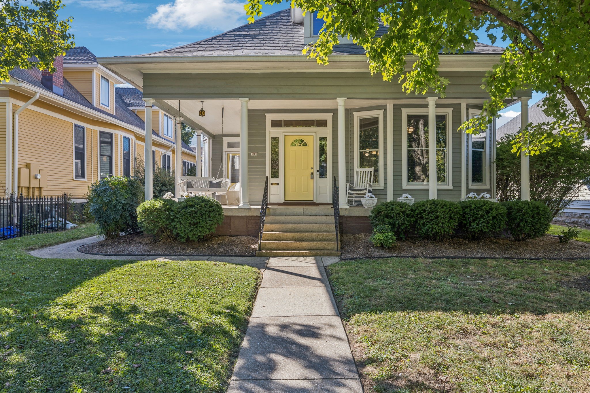 1204 Gartland Ave