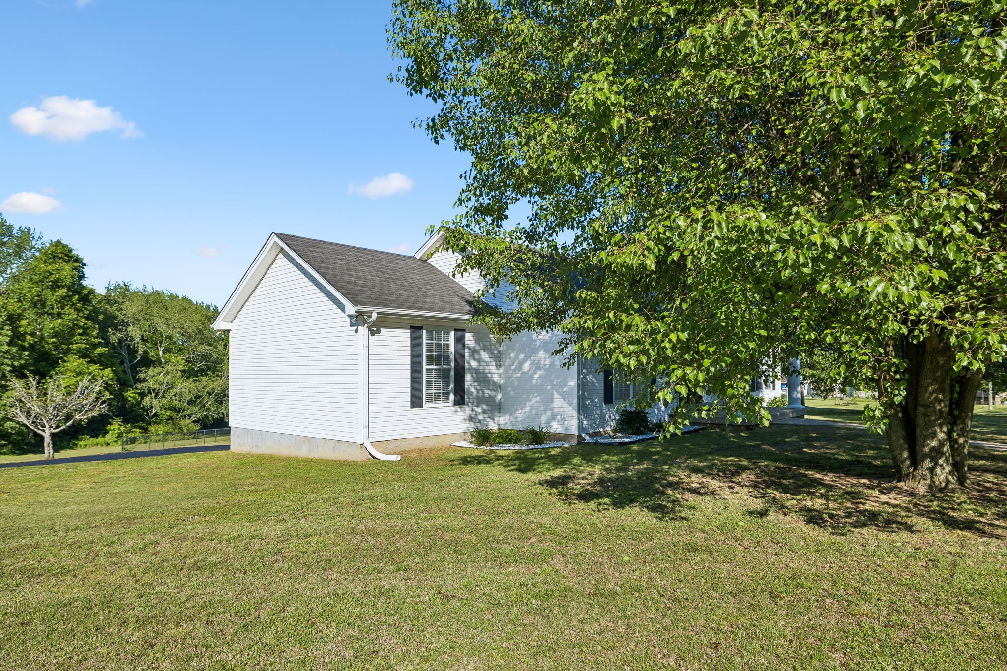 406 Alydar Dr