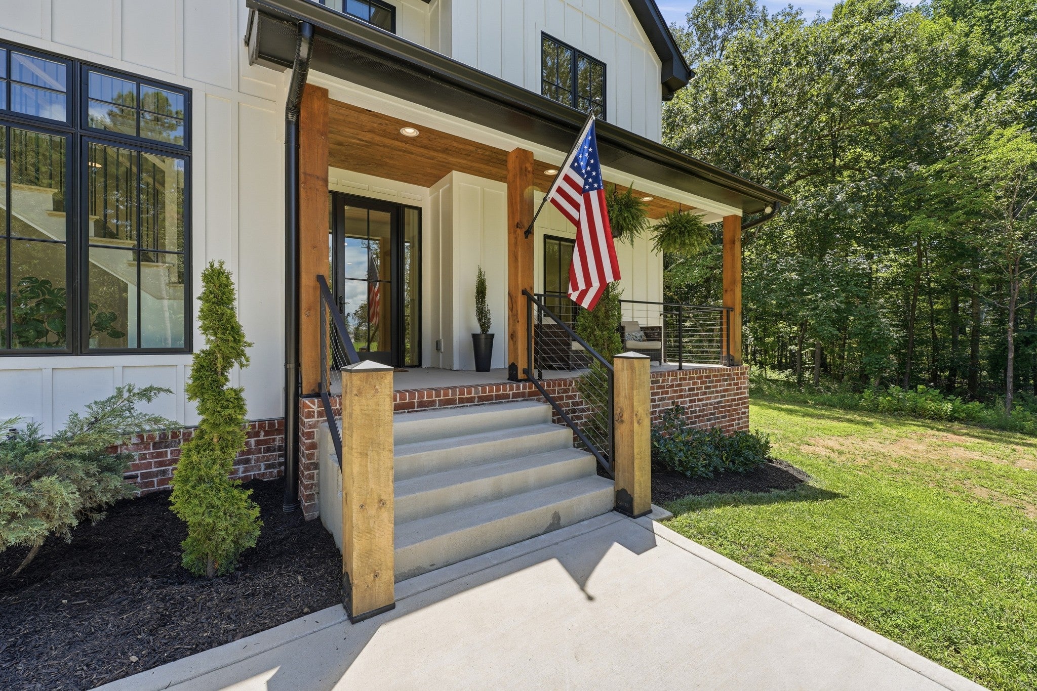 1038 Garton Rd