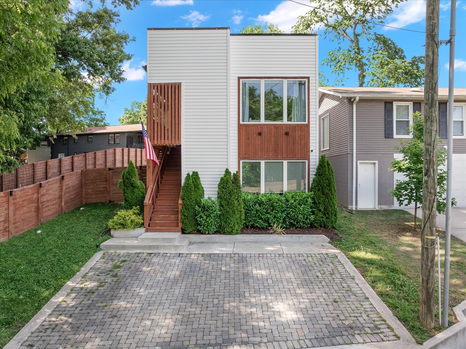 308 Sunliner Dr