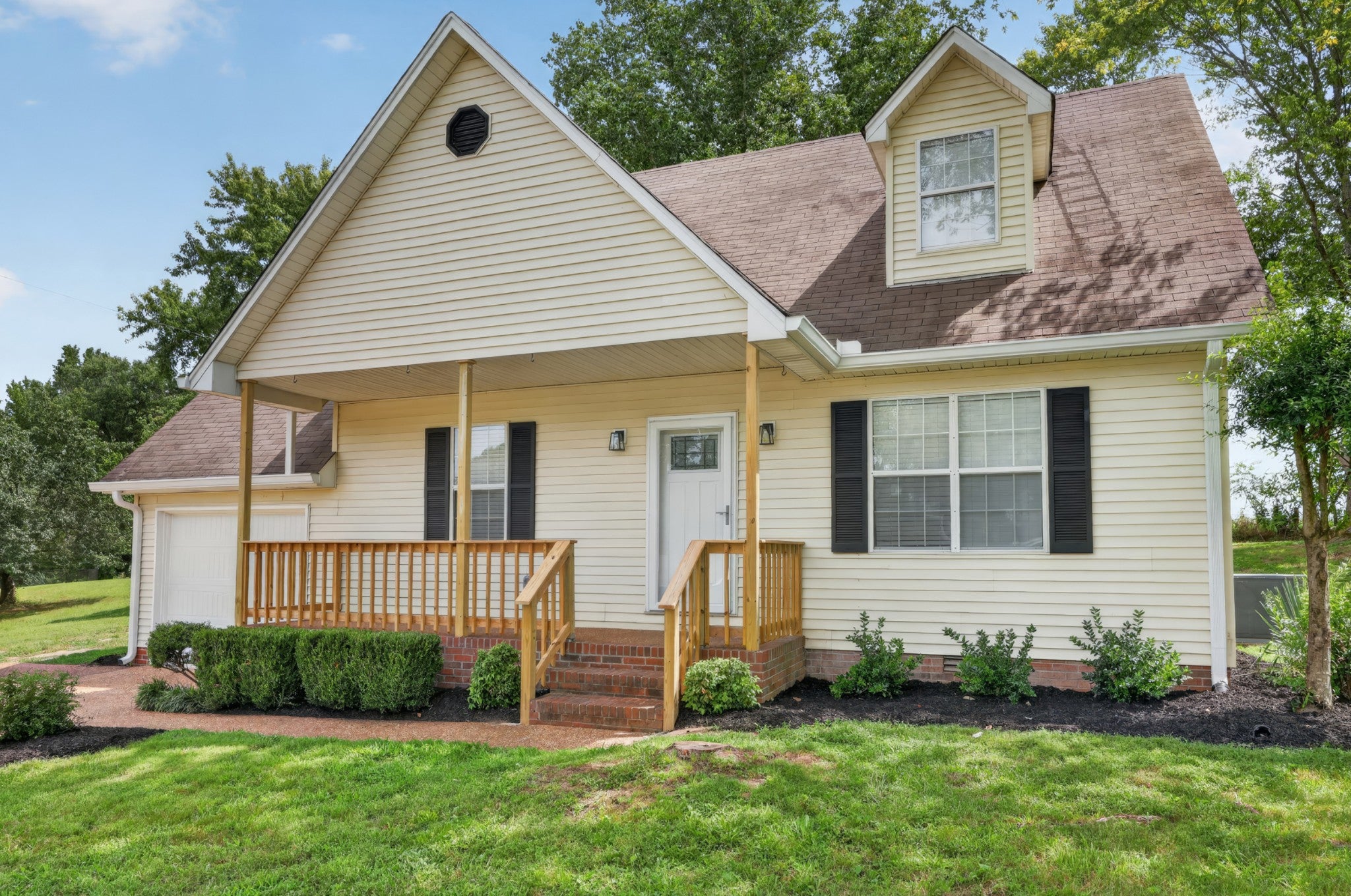 144 Cumberland Cove Dr