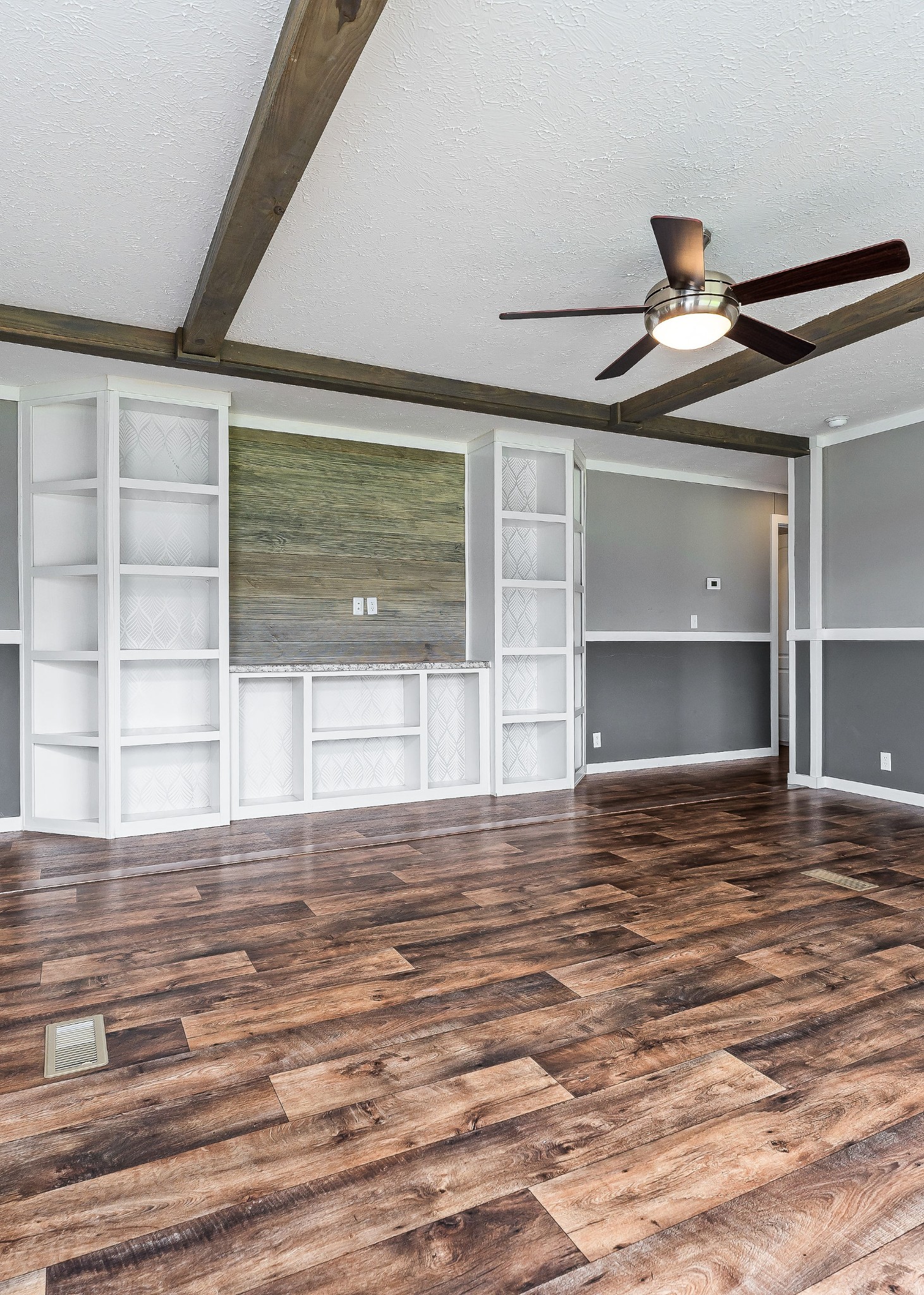438 Norman Mayberry Rd