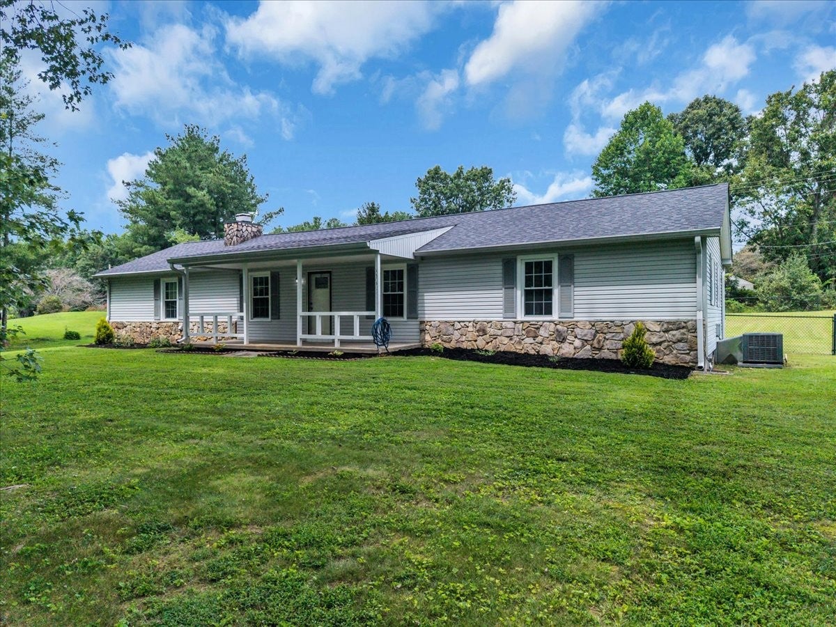 3402 Manassas Rd
