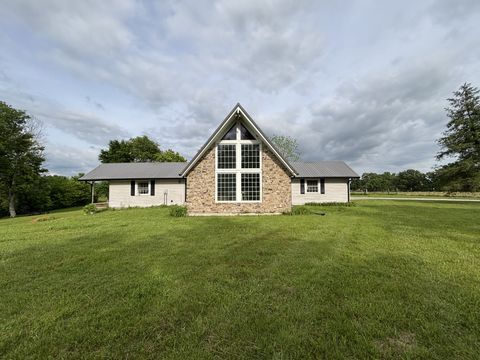 143 Mount Horeb Rd Ethridge TN 38456