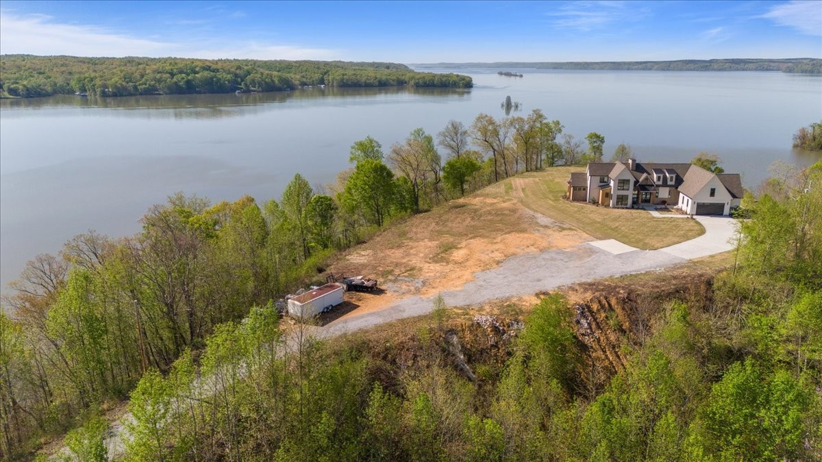 360 Blacks Bluff Lane