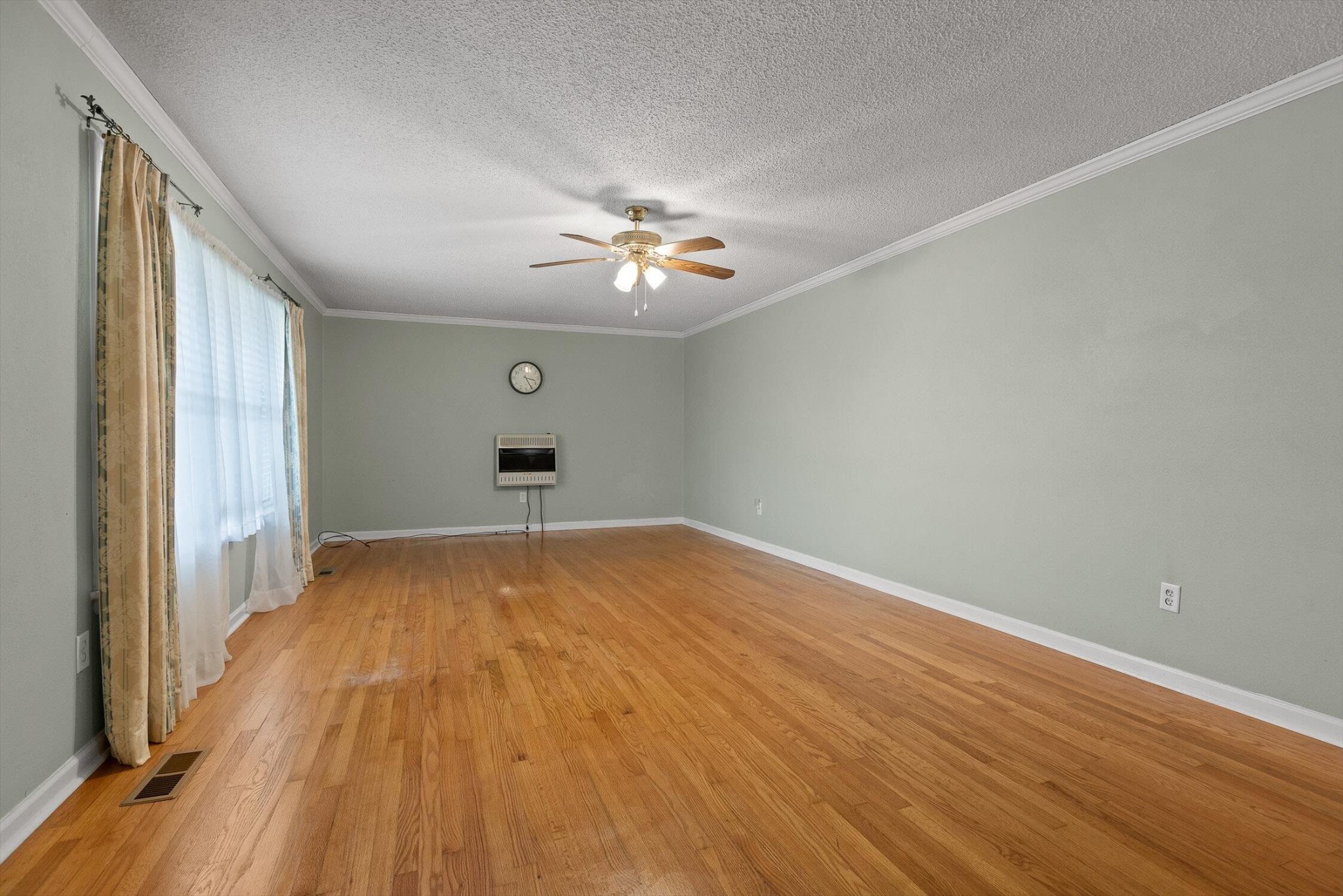 58 S Japonica Street