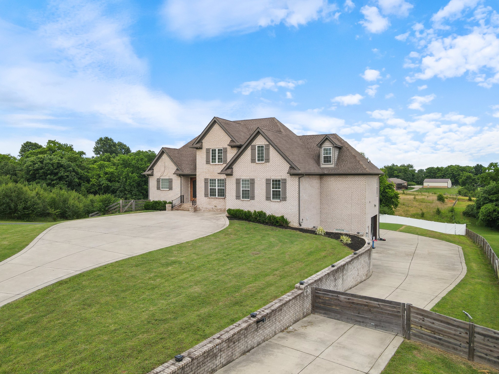 Middle Tennessee Properties 3 122 Riverwood Dr