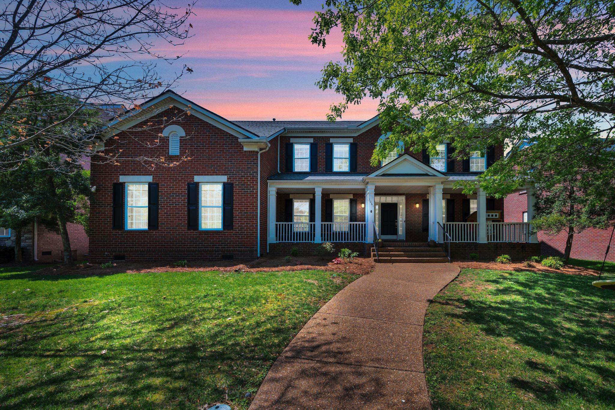 3061 Oxford Glen Dr