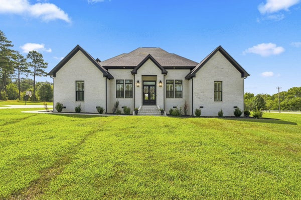 64 EAGLE RIDGE LN E, SUMMERTOWN, TN 38483 - Image 46813d8f5bd85de8d01bcf0afd03e3ee/3158227215