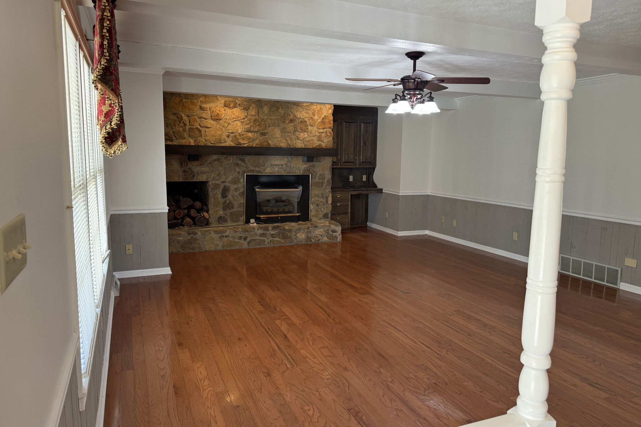 2593 Smiths Grove Rd