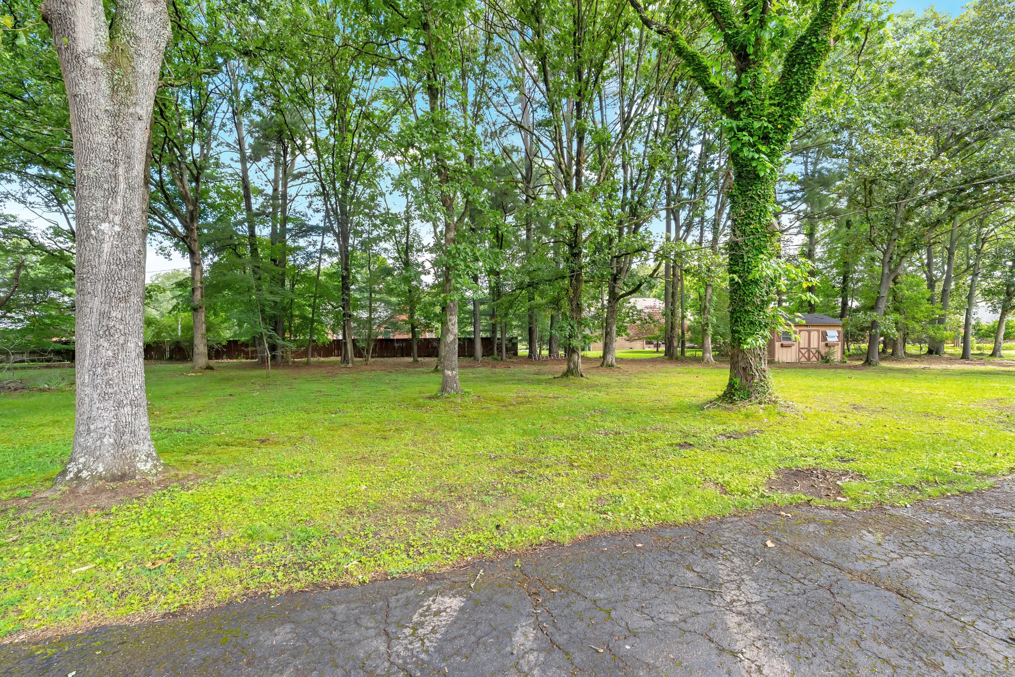 305 Twelve Oaks Rd