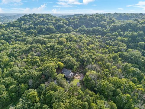 1865 Carters Creek Pike Franklin TN 37064