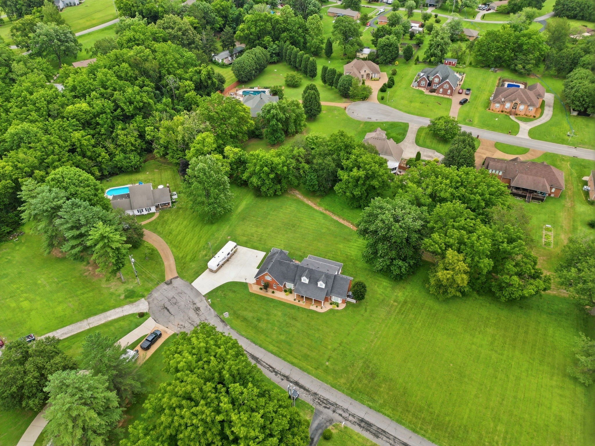 318 Walnut Ct