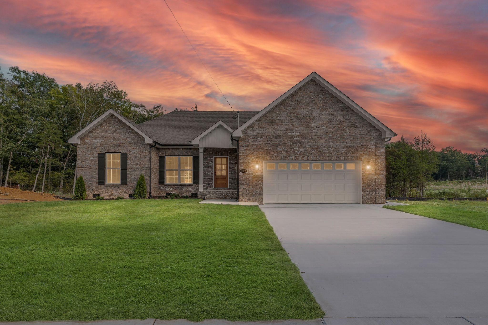 Photo 1 of 31 — 107 Stonebrook Dr, Shelbyville, TN 37160