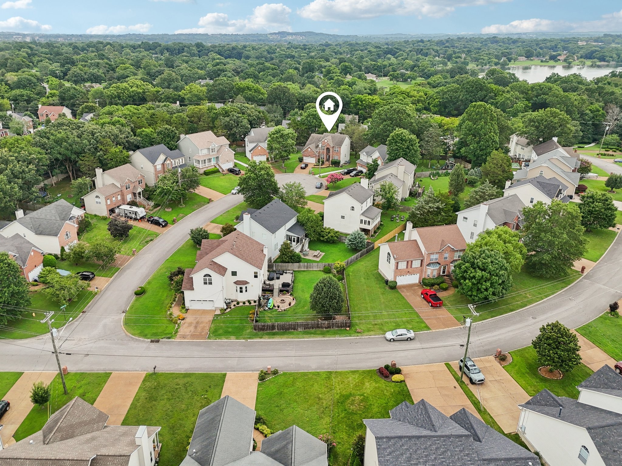 110 W Harbor Ct