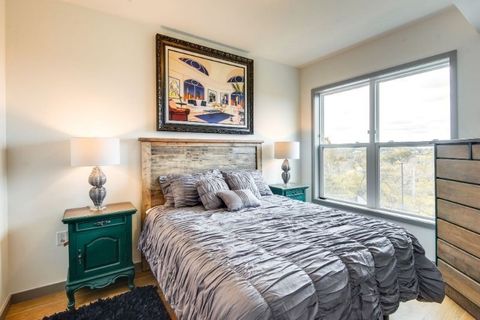 400 Herron Dr 318 Nashville TN 37210