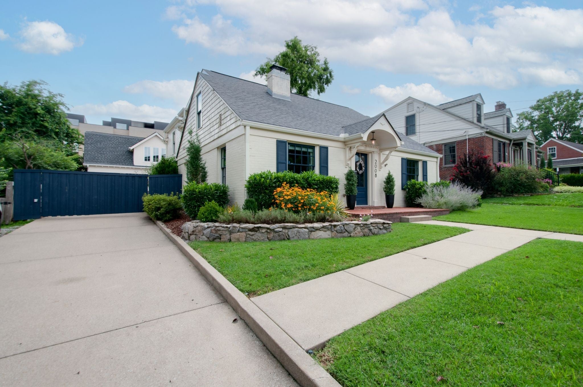 2008 Beechwood Ave