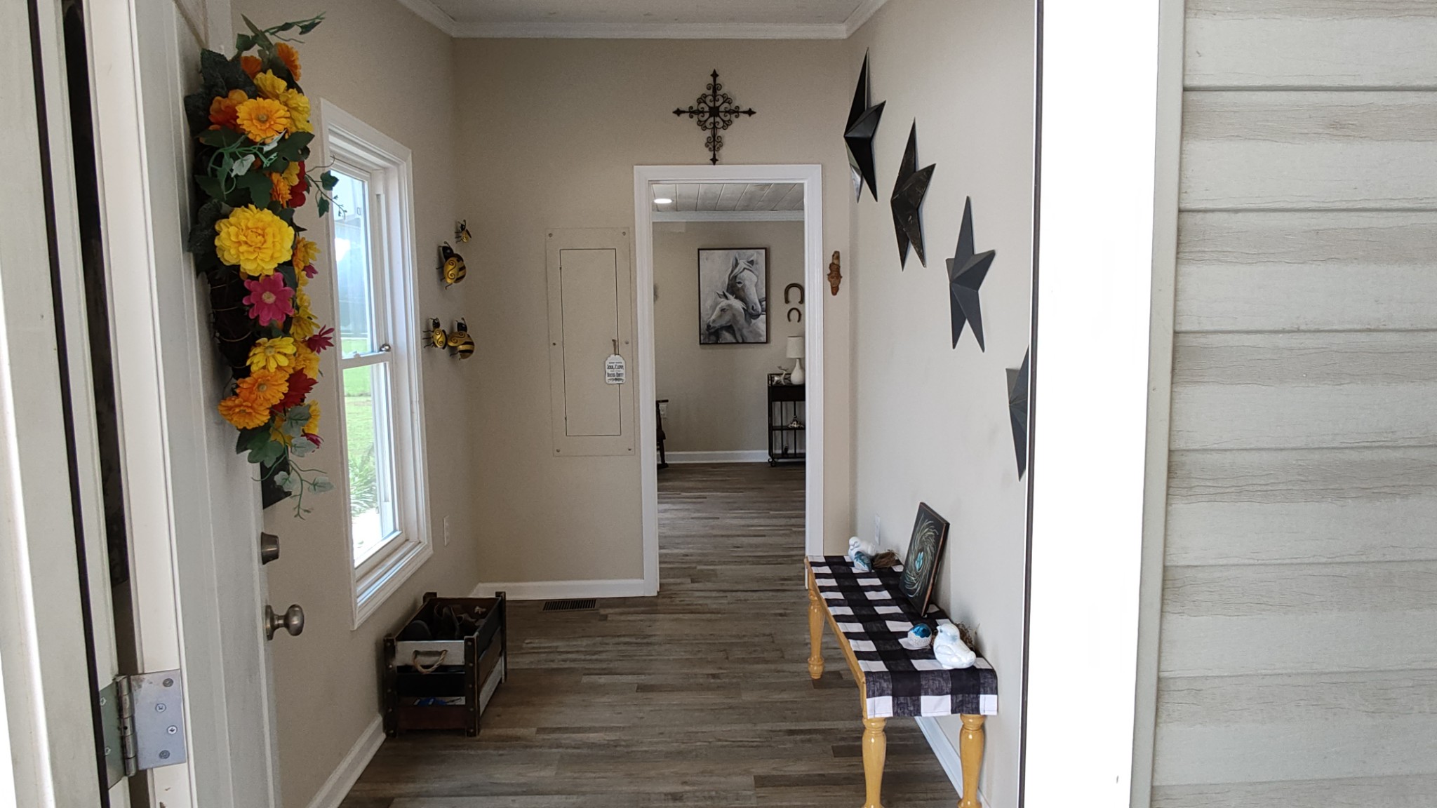 112 Hummingbird Dr