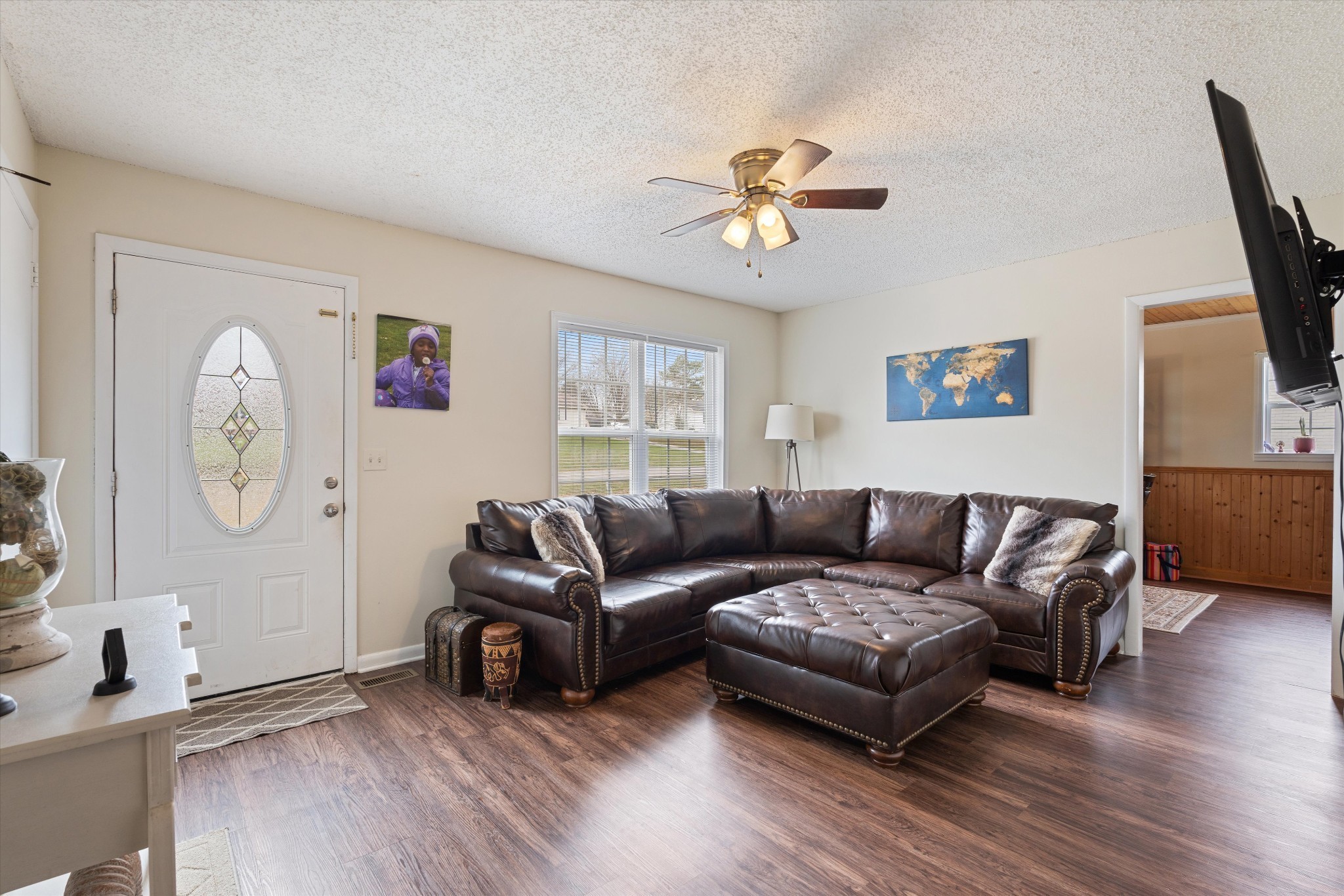 1496 Valley Ridge Dr W