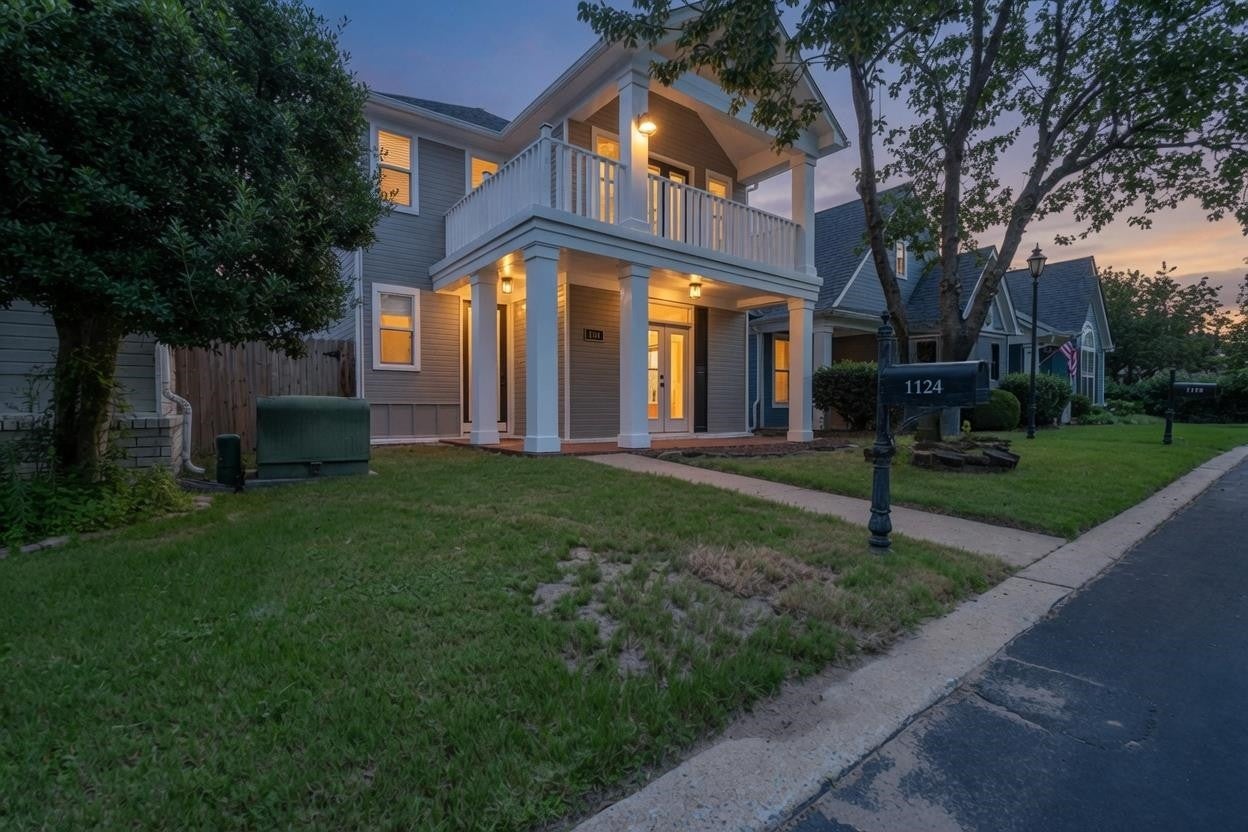 1124 MISTY ISLE DR