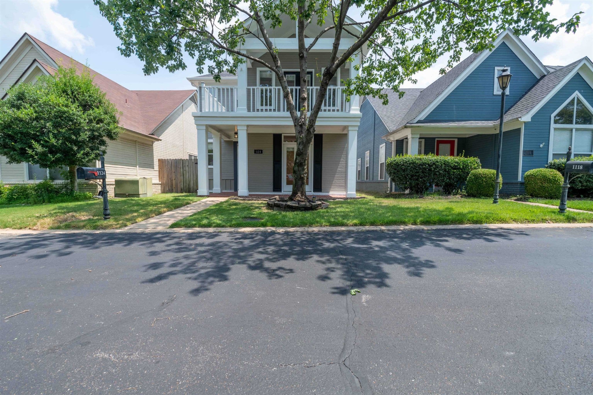 1124 MISTY ISLE DR