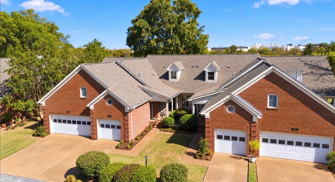 319 Calumet Trace