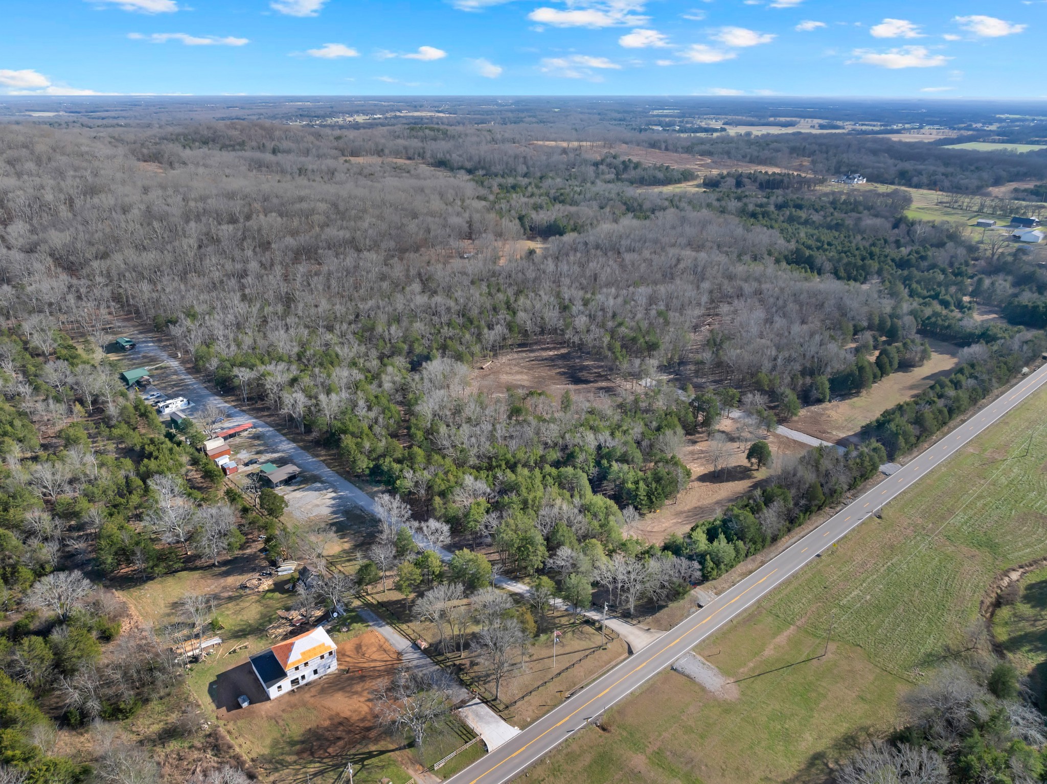 905 Chapel Hill Pike