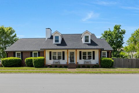 1077 Meandering Way Franklin TN 37067